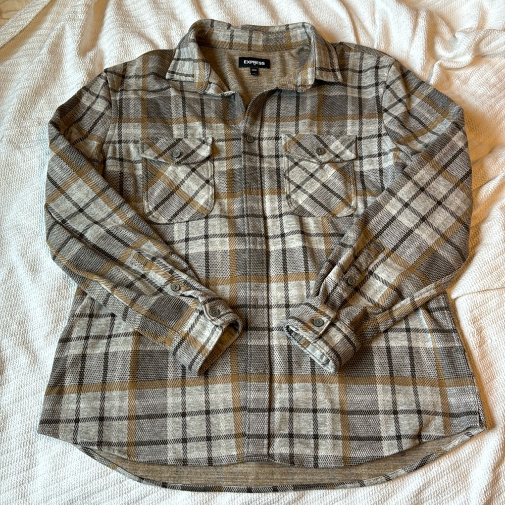 Men’s express knit flannel button up